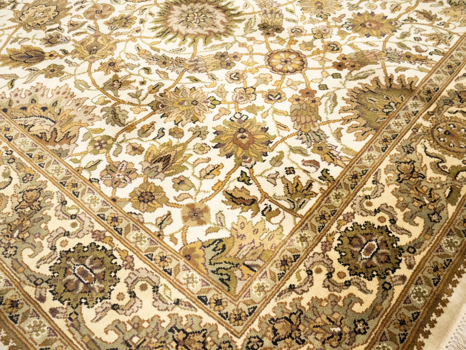 Cream Floral Classic 6X9 Agra Jaipur Oriental Rug - 10
