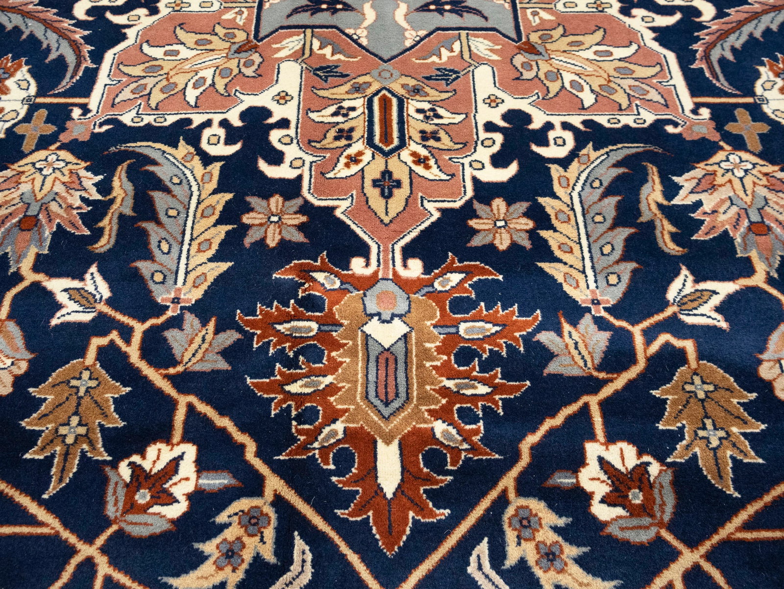 Dark Navy Floral Classic 9X12 Heriz Serapi Pakistan Rug - 11