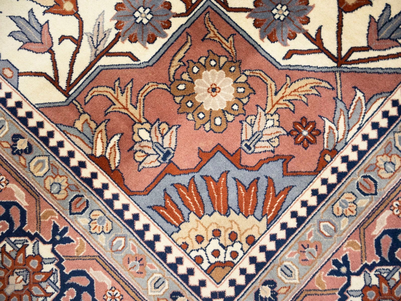 Dark Navy Floral Classic 9X12 Heriz Serapi Pakistan Rug - 13