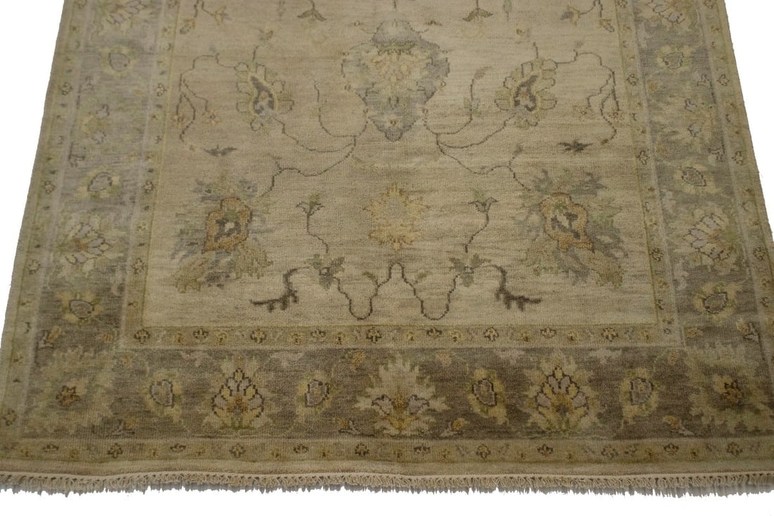 Beige Floral 5'7X8'7 Muted Oushak Chobi Oriental Rug - 3