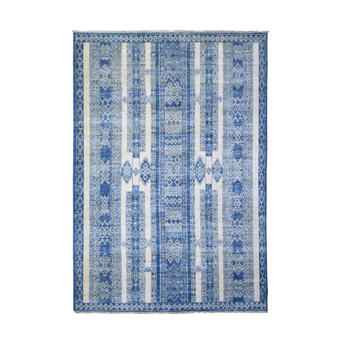 Medium Sapphire, Fine Peshawar Natural Wool Hand Knotted Rug: Title: Medium Sapphire, Fine Peshawar Natural Wool Hand Knotted Rug Description: This is a truly genuine one-of-a-kind. It has been Knotted for months and months in the centuries-old weaving craftsman