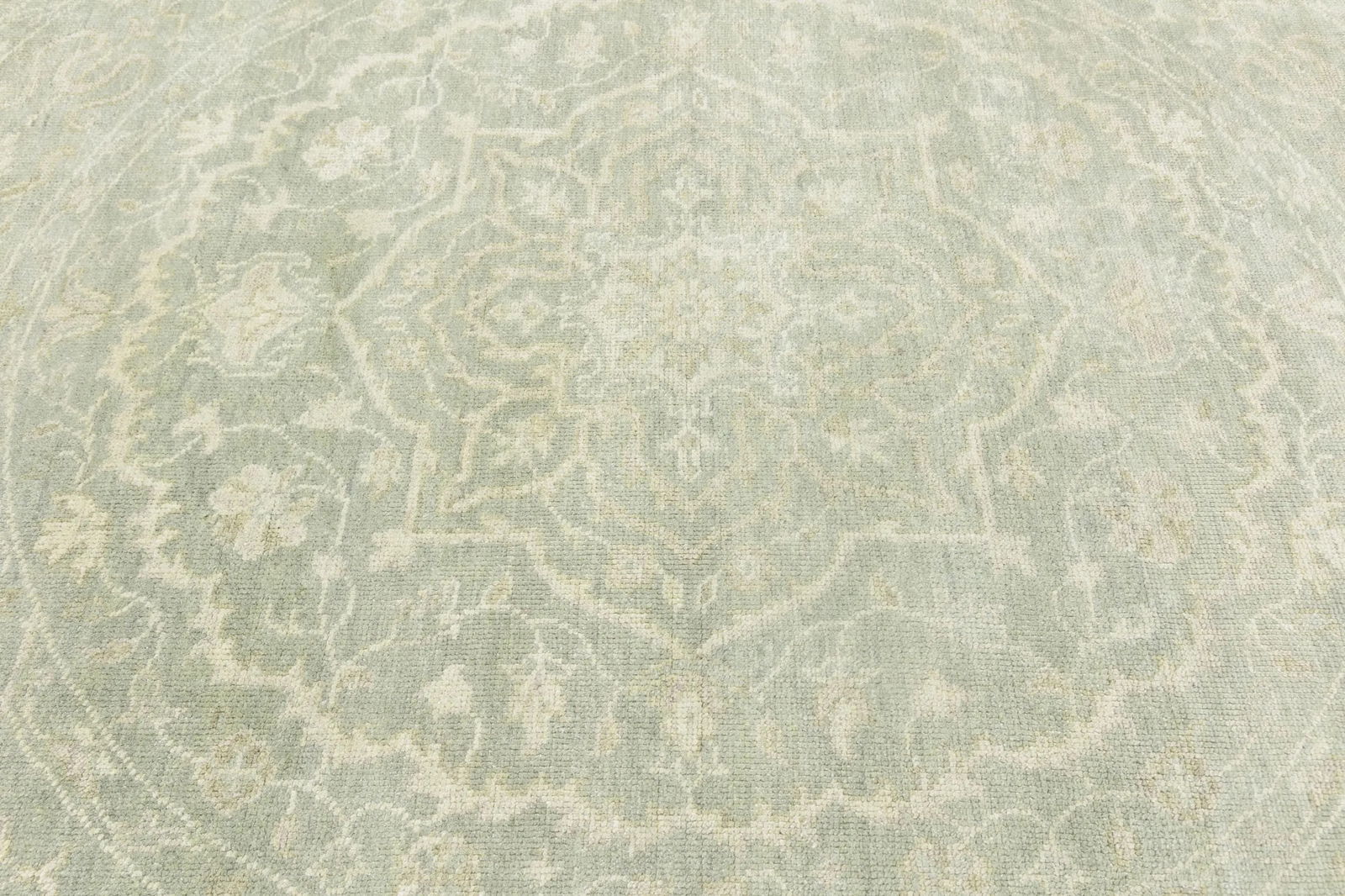 Muted Green Floral 6X6 Transitional Oriental Round Rug - 7