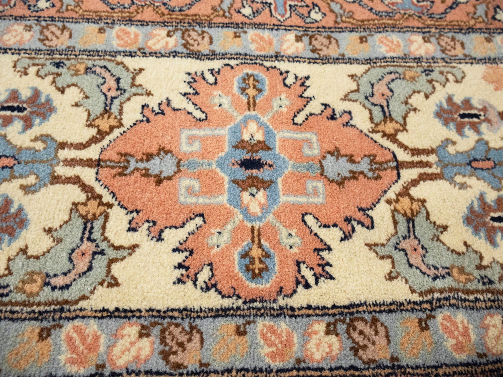 Floral Red 11X16 Indo Heriz Oriental Rug - 9