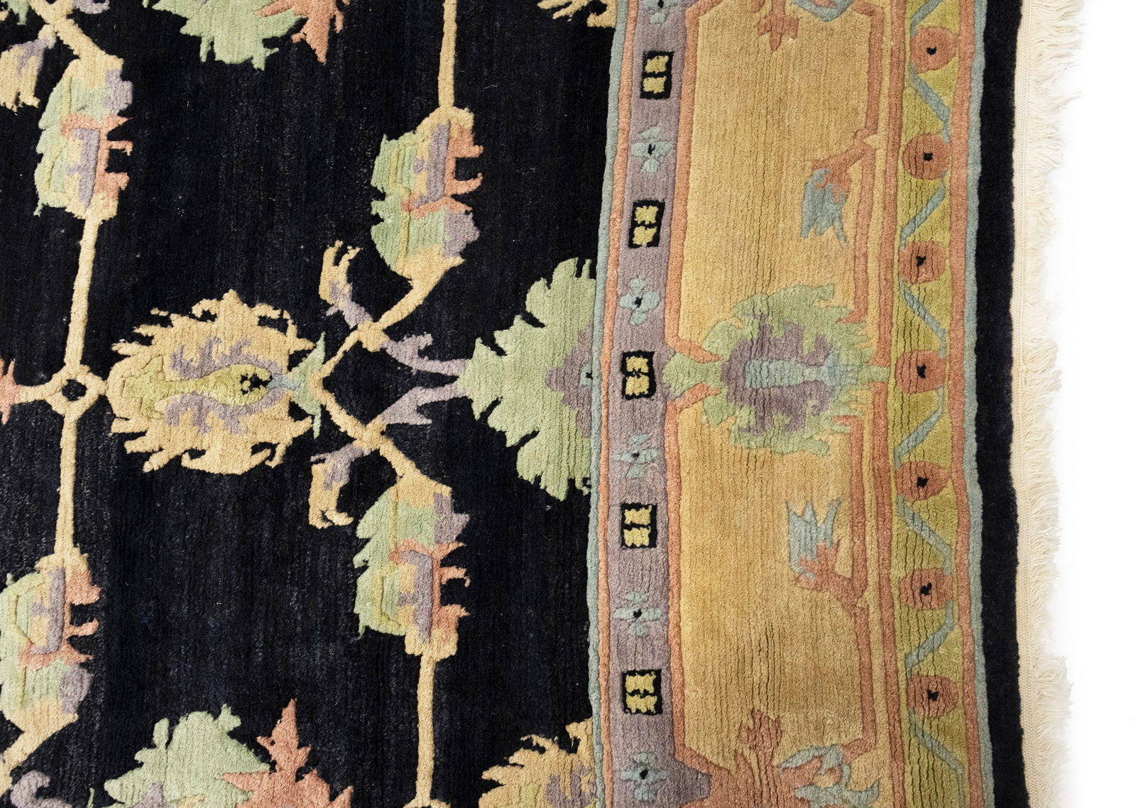 Charcoal Classic Floral 8X11 Oriental Tibetan Rug - 8