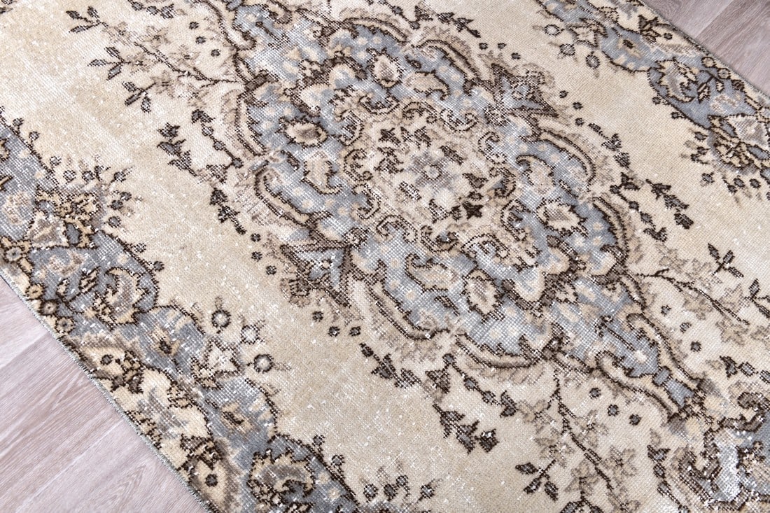 3'8'' x 6'7'' Turkish Rug - 240320 - 4