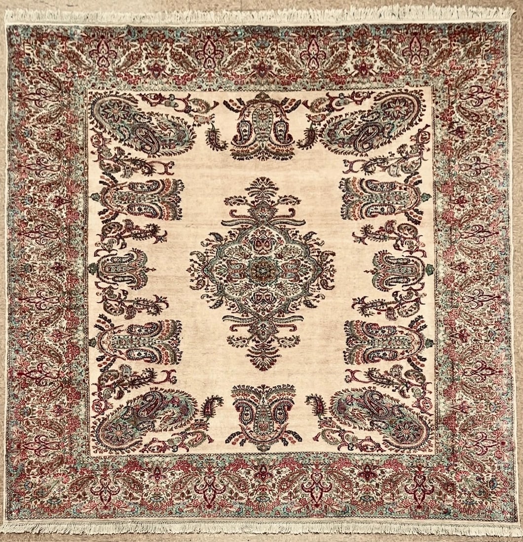 Persian Kerman Hand Knotted Semi-Antique Oriental Rug 9'9" x 12'3" - 4