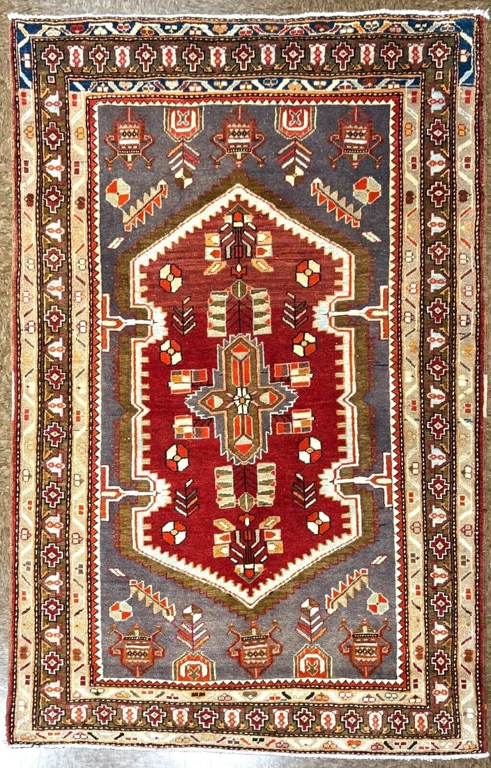 Hand-Knotted Persian Zanjan Geometric Vintage Tribal Wool Oriental Area Rug 4'2" x 6'8": Title:Hand-Knotted Persian Zanjan Geometric Vintage Tribal Wool Oriental Area Rug 4'2" x 6'8" Description :• Rug Number: 181 • Country of Origin: Iran • Style, Design: Persian, Vinta