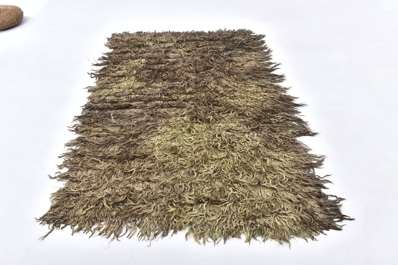 3'10'' x 6'0'' Tulu Filikli Kilim Rug - 240405: Title: 3'10'' x 6'0'' Tulu Filikli Kilim Rug - 240405 Description:3'10'' x 6'0'' Tulu Filikli Kilim Rug - 240405 Origin:Turkiye Date/Period:1960-90 Materials:Wool,Cotton Dimension:3'10''x6'0'' ft, 119