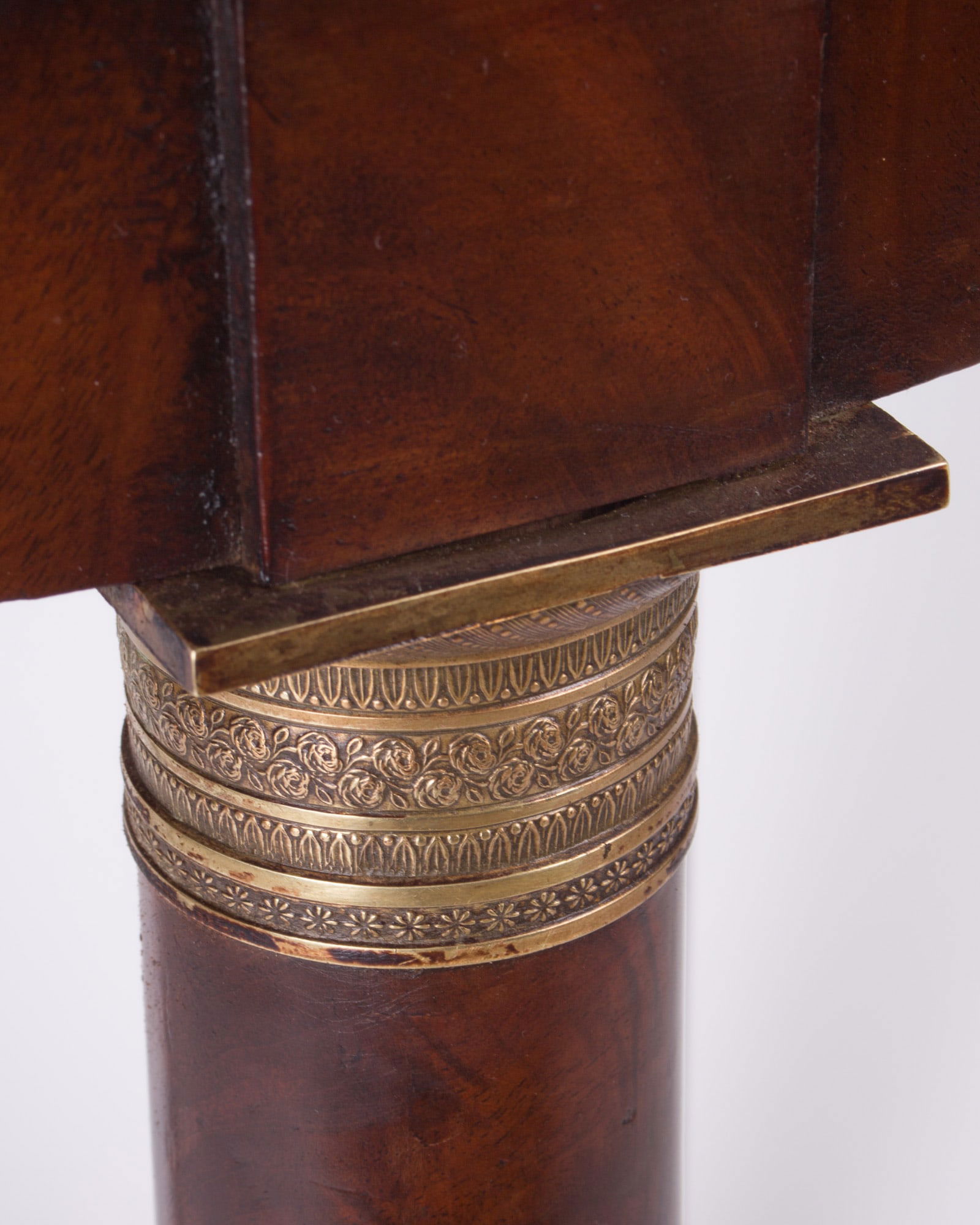 French Empire side table 1800's with original ormoulu "gilt bronze" - 4