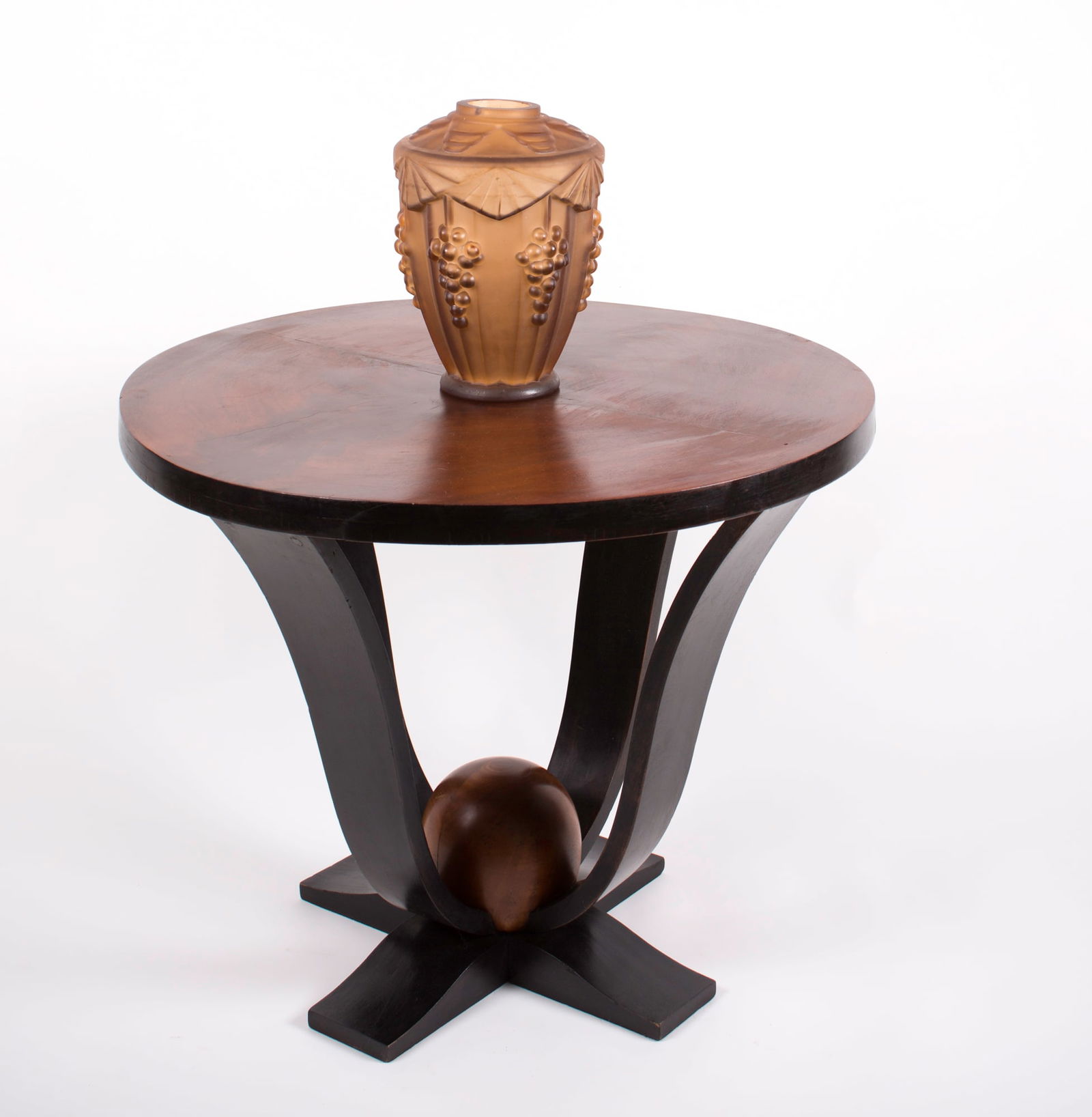 FRENCH ART DECO SIDETABLE DOMINIQUE with ball insert: Title: FRENCH ART DECO SIDETABLE DOMINIQUE with ball insert Description: Made in France in the late 1930's this side table is a perfect example of the cubist design which flourished just before