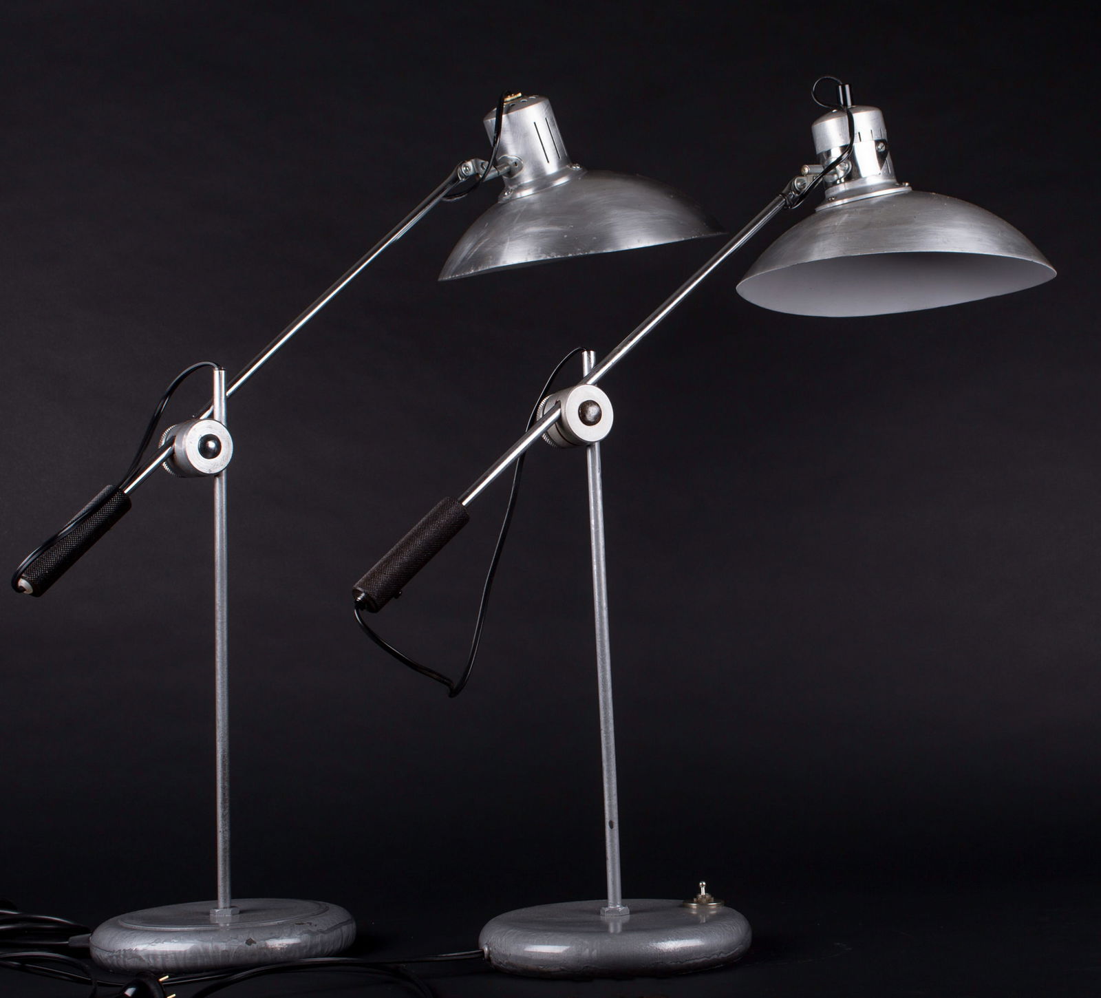 Pair French modernist mid century desk lamp André Lavigne Aluminor - 5