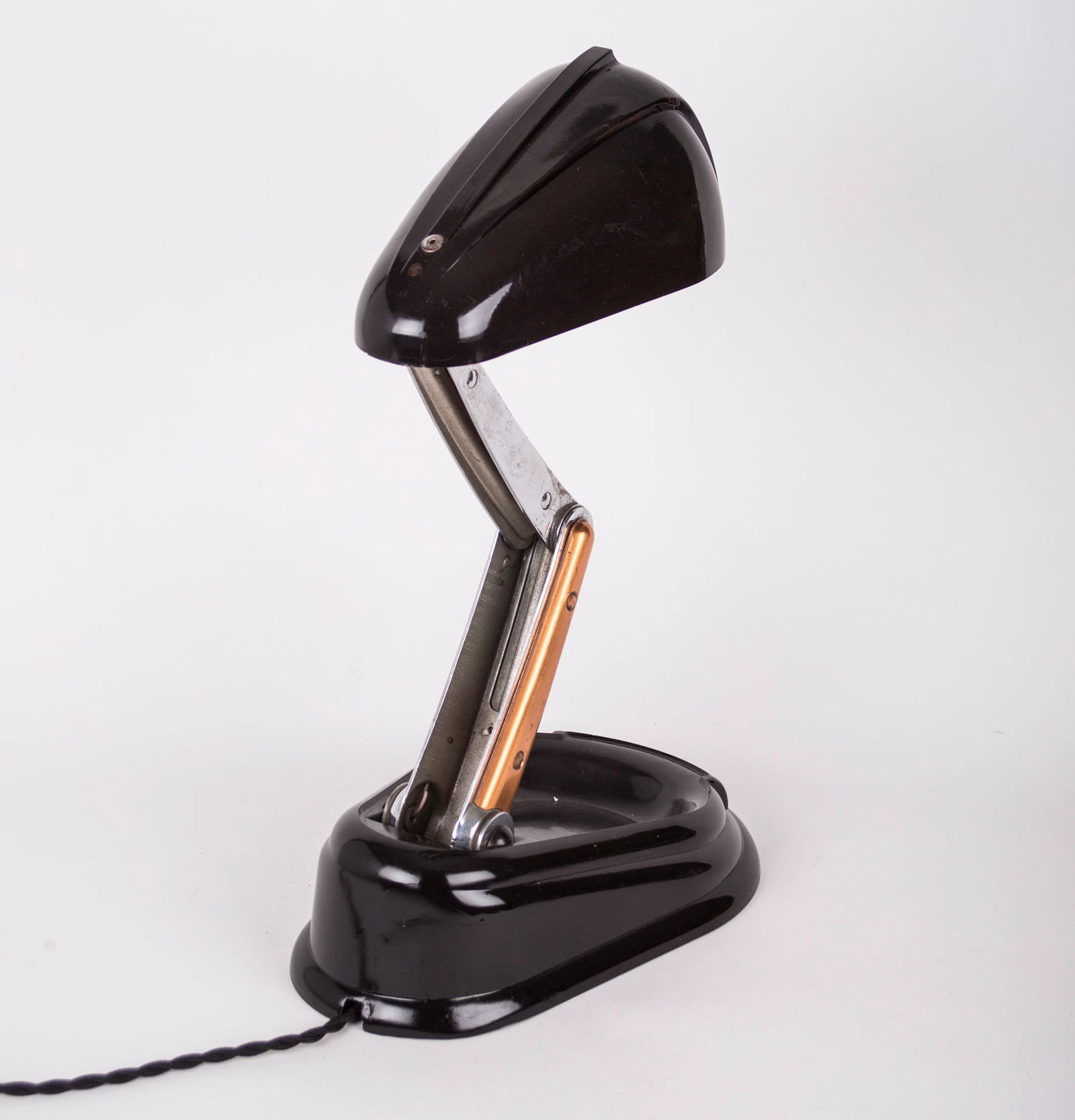 FRENCH MODERNIST DESK LAMP JUMO LUCIDUS BLOC BOLIDE Black color: Title: FRENCH MODERNIST DESK LAMP JUMO LUCIDUS BLOC BOLIDE Black color Description: French modernist desk lamp created in 1945's for Jumo , an important lamp making company from France , it was Andre