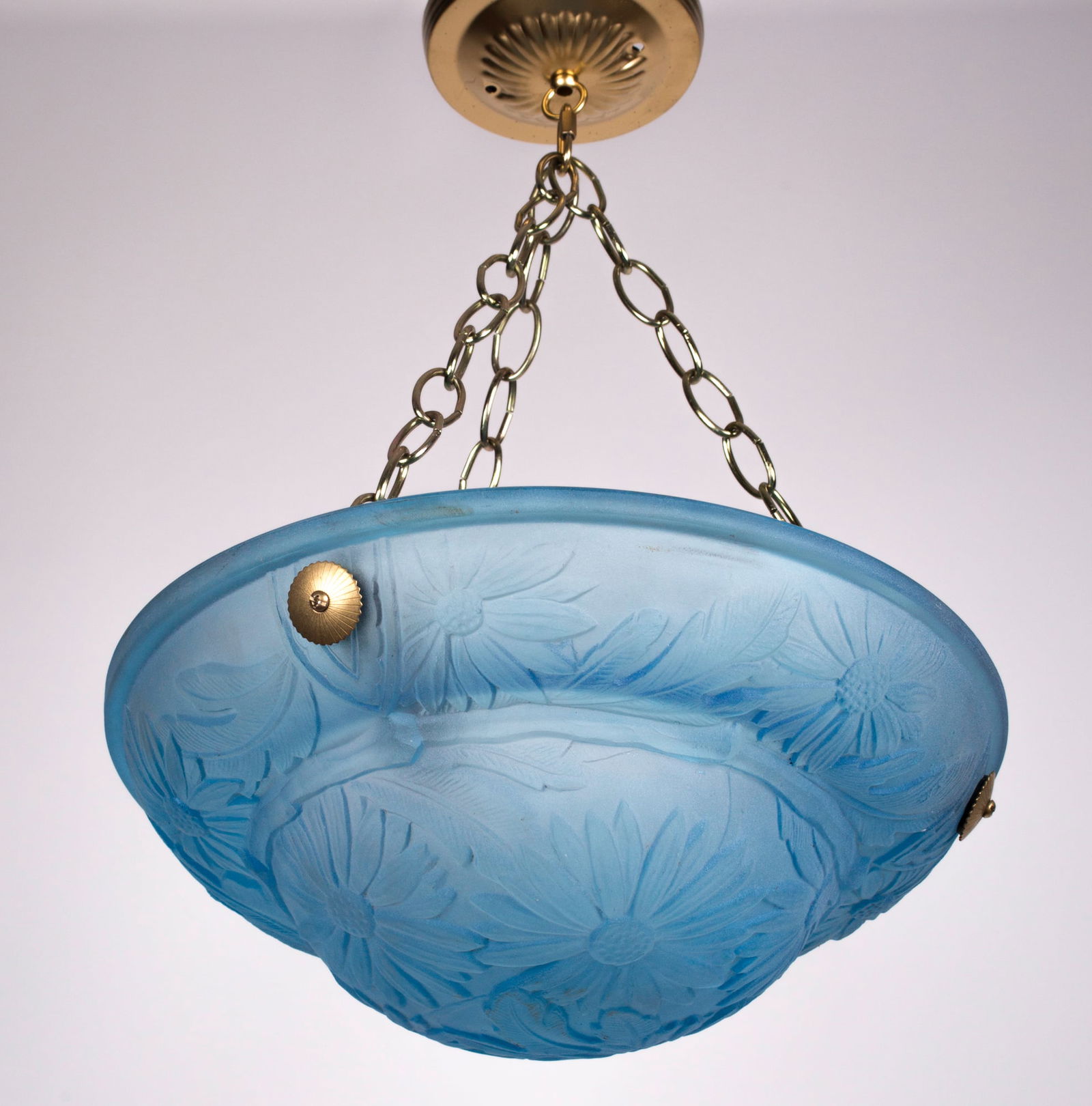 FRENCH ART DECO CHANDELIER Pressed GLASS VERDUN daisy motive: Title: FRENCH ART DECO CHANDELIER Pressed GLASS VERDUN daisy motive Description: This chandelier, crafted in France during the late 1920s to early 1930s, is a signed piece by the Cristalleries de Verd