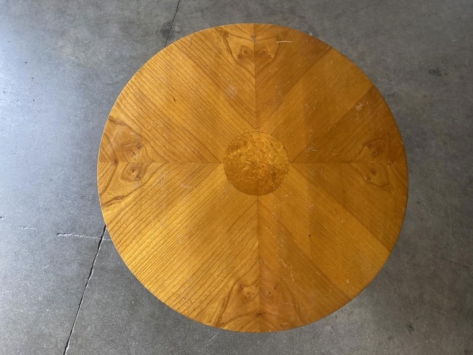 Streamline Round Two-Tone Coffee Table - 4