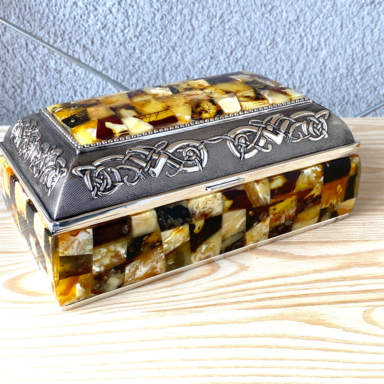 Antique Amber Jewellery box - 3