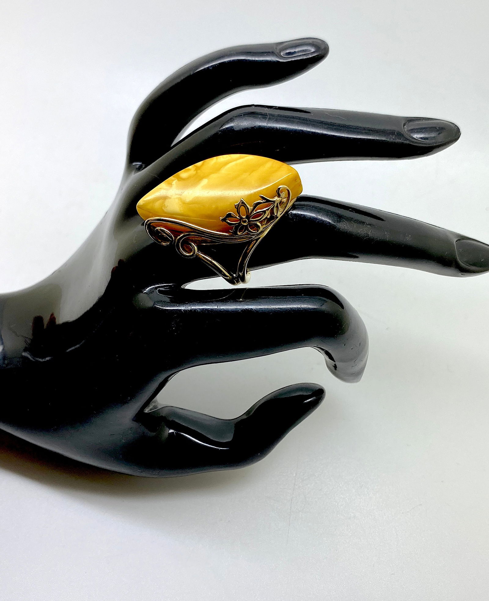 Unique and Beautiful Amber Ring - 5