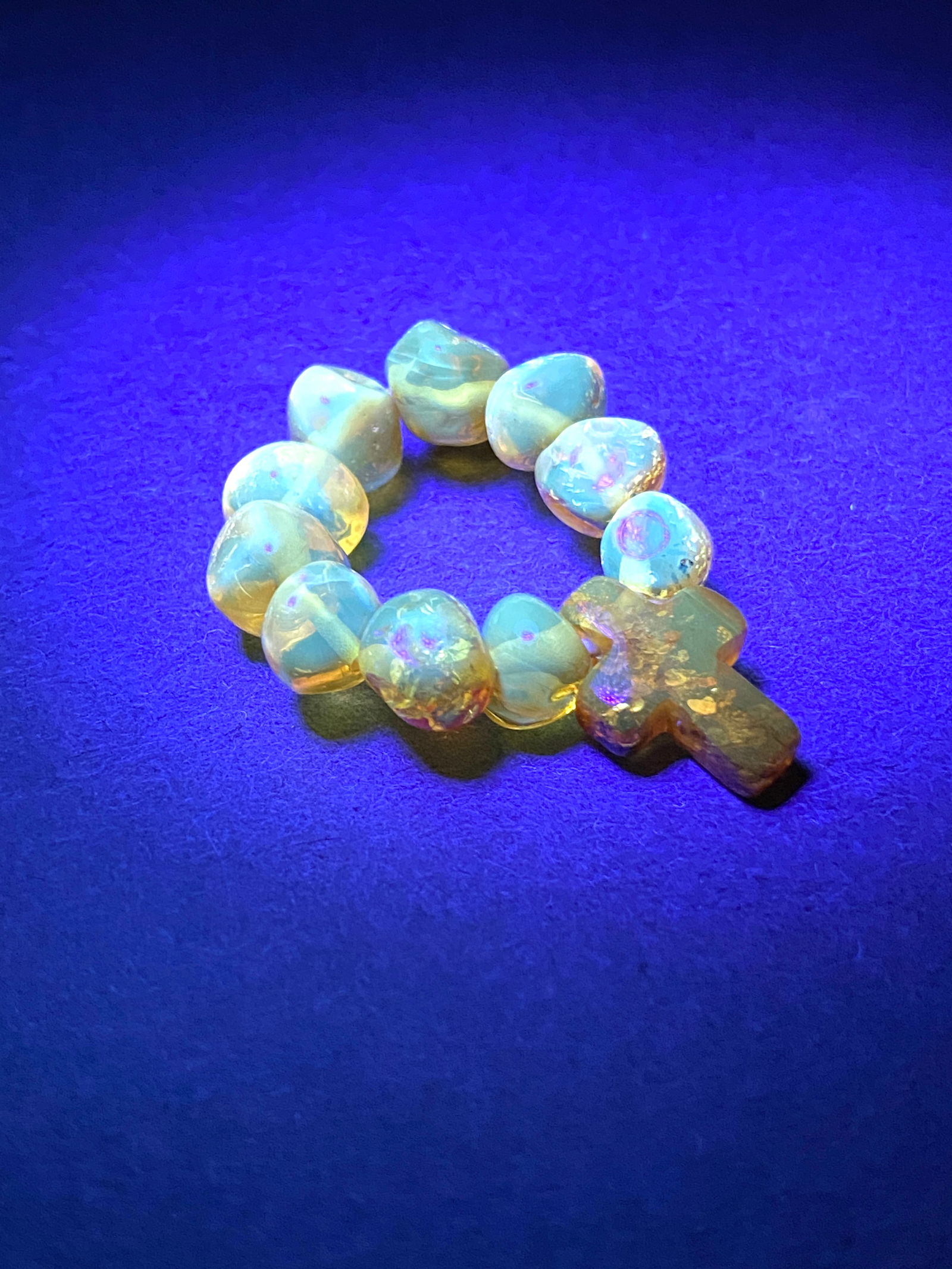 Astonishing Vintage Amber Ring - 8