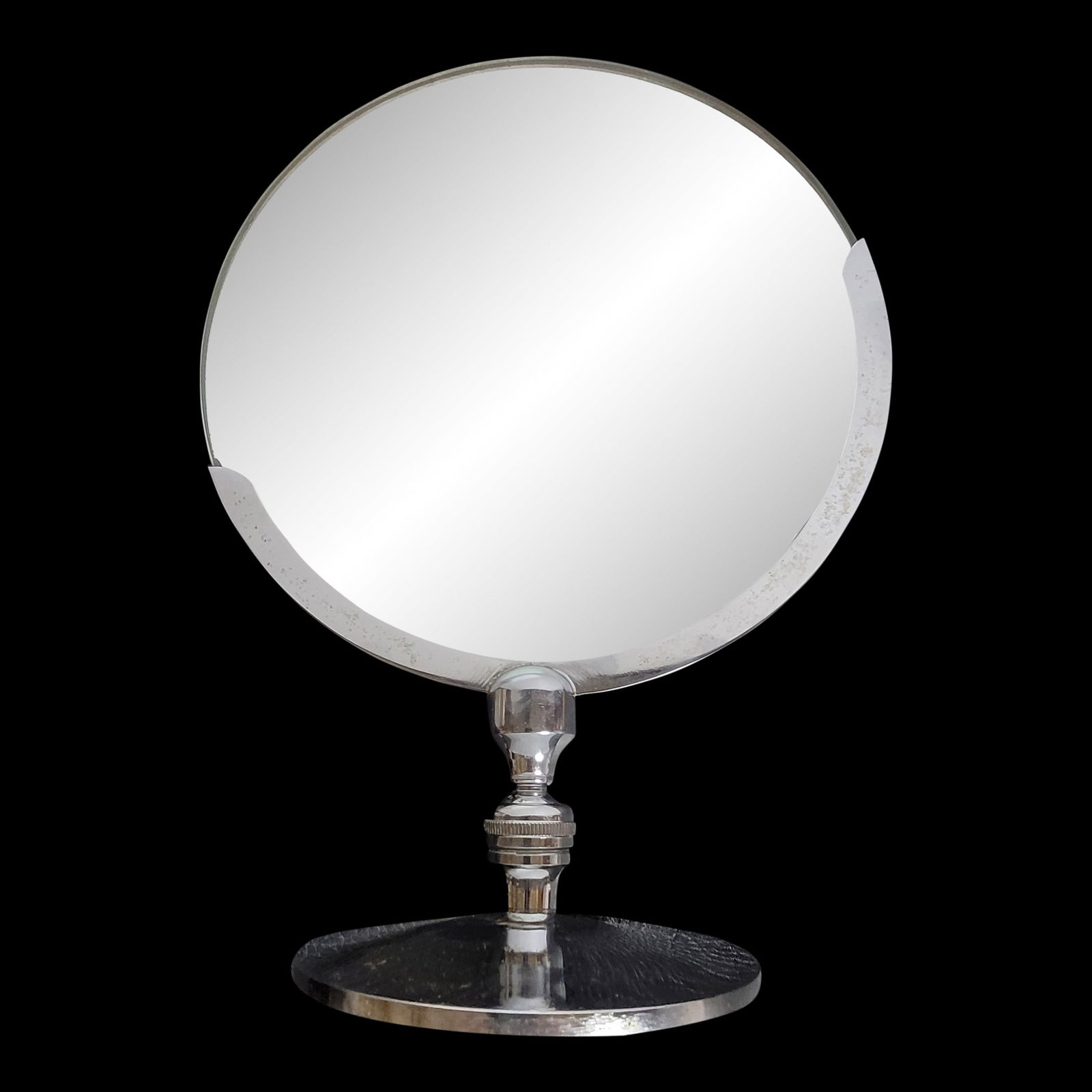 1930s Vintage Art Deco Machine Age Chrome Round Table Top Vanity Makeup Mirror: Vintage Art Deco Chrome Silver Round Table Top Vanity Makeup Mirror This was used as a store display on the … Read more Vintage Art Deco Chrome Silver Round Table Top Vanity Makeup Mirror This w
