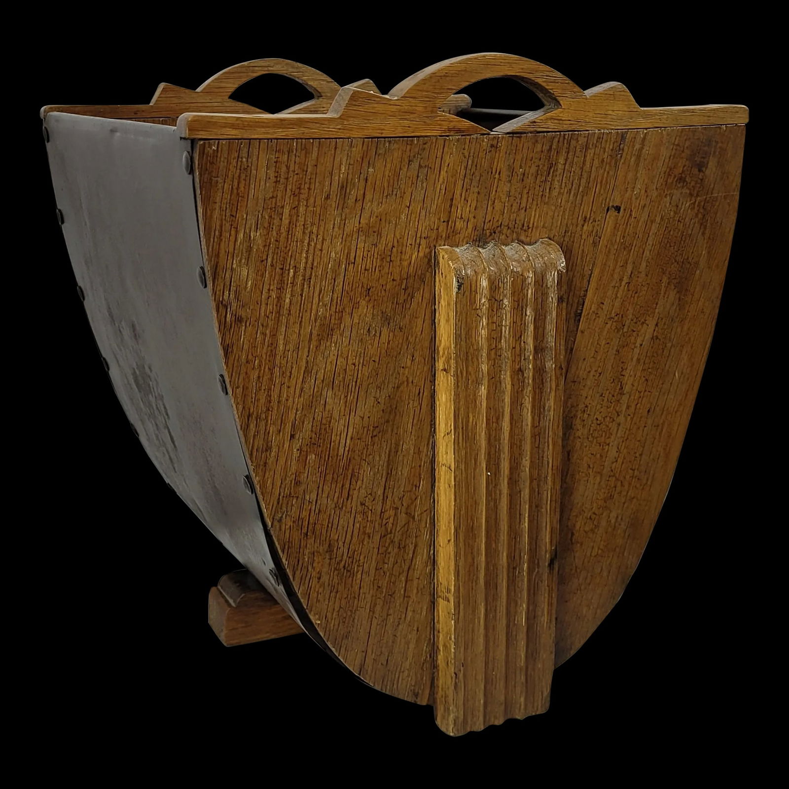 Vintage Art Deco Wood and Metal Magazine Rack: Vintage Art Deco Wood and Metal Magazine Rack Fireplace Holder In good condition with wear, tarnish. The a couple of … Read more Vintage Art Deco Wood and Metal Magazine Rack Fireplace Holder In