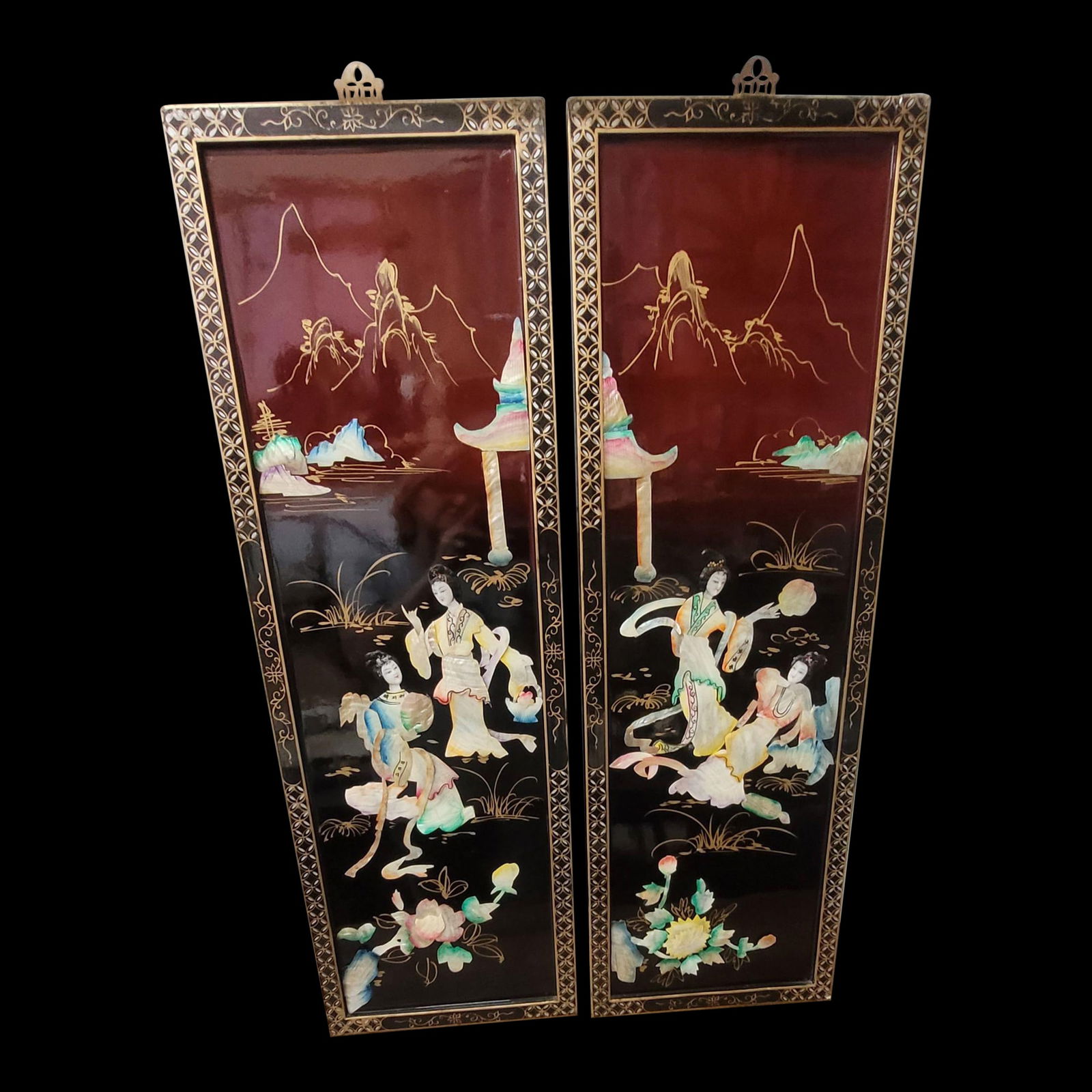 Vintage Pair Oriental Wall Art Hanging Asian Decor Wood Frame Black Lacquer Handcrafted Raised: Chinese wall reliefs is a precious s decorative object realized in the 20th century. A very elegant couple of wall … Read more Chinese wall reliefs is a precious s decorative object realized in