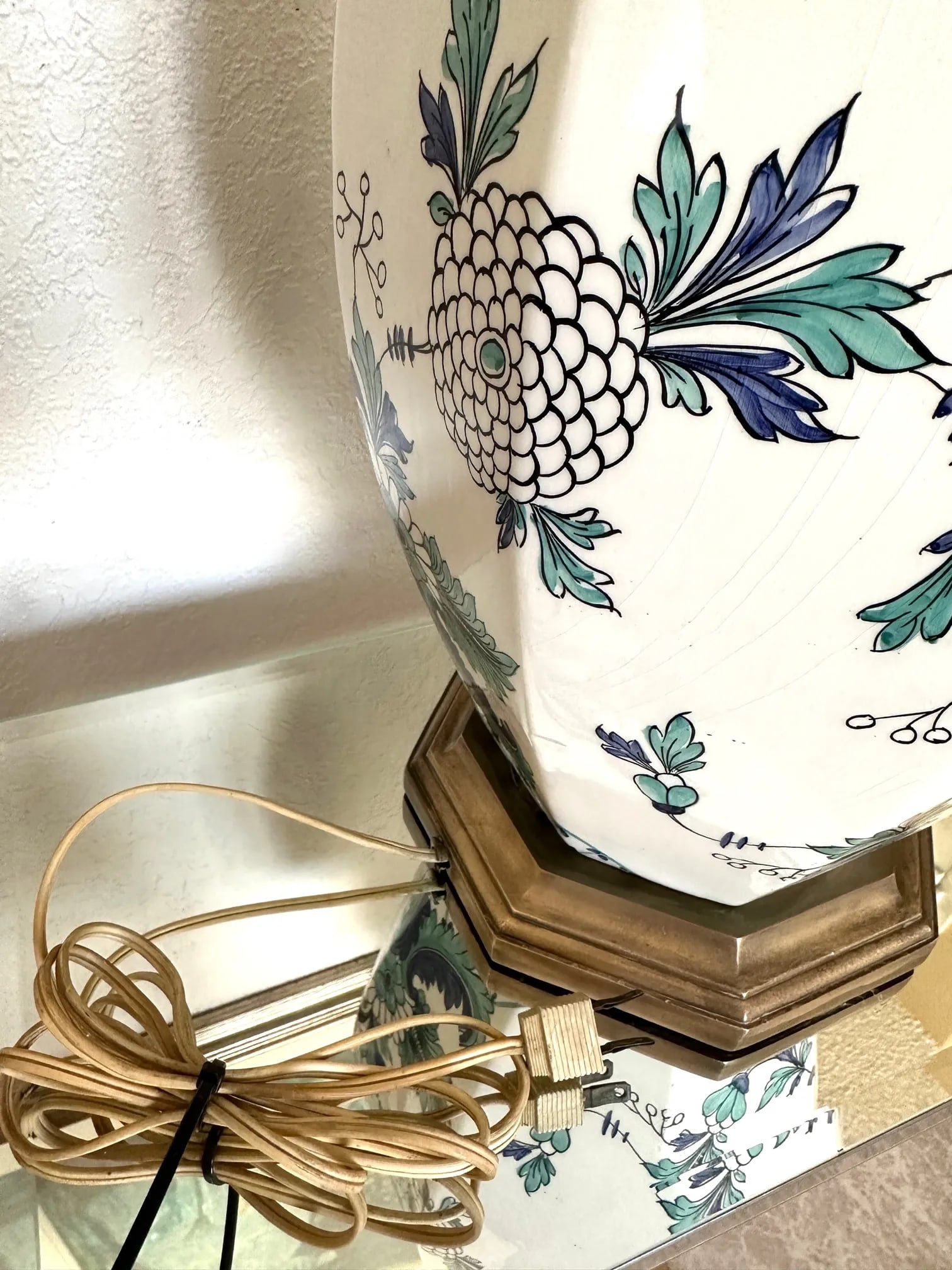 Vintage Ceramic Floral Ginger Jar Table Lamp - 8