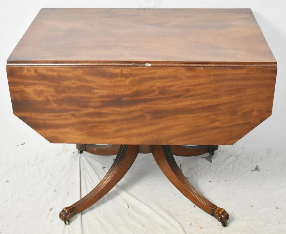 Federal Period Mahogany Drop Leaf Carved Table New York Att. to Duncan Phyfe - 3