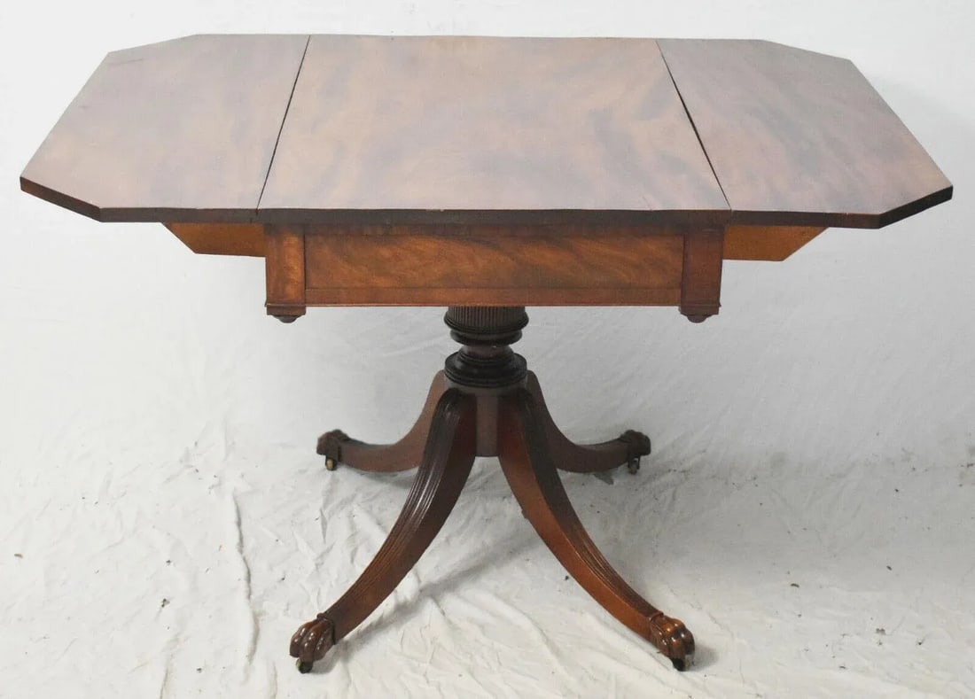 Federal Period Mahogany Drop Leaf Carved Table New York Att. to Duncan Phyfe - 5