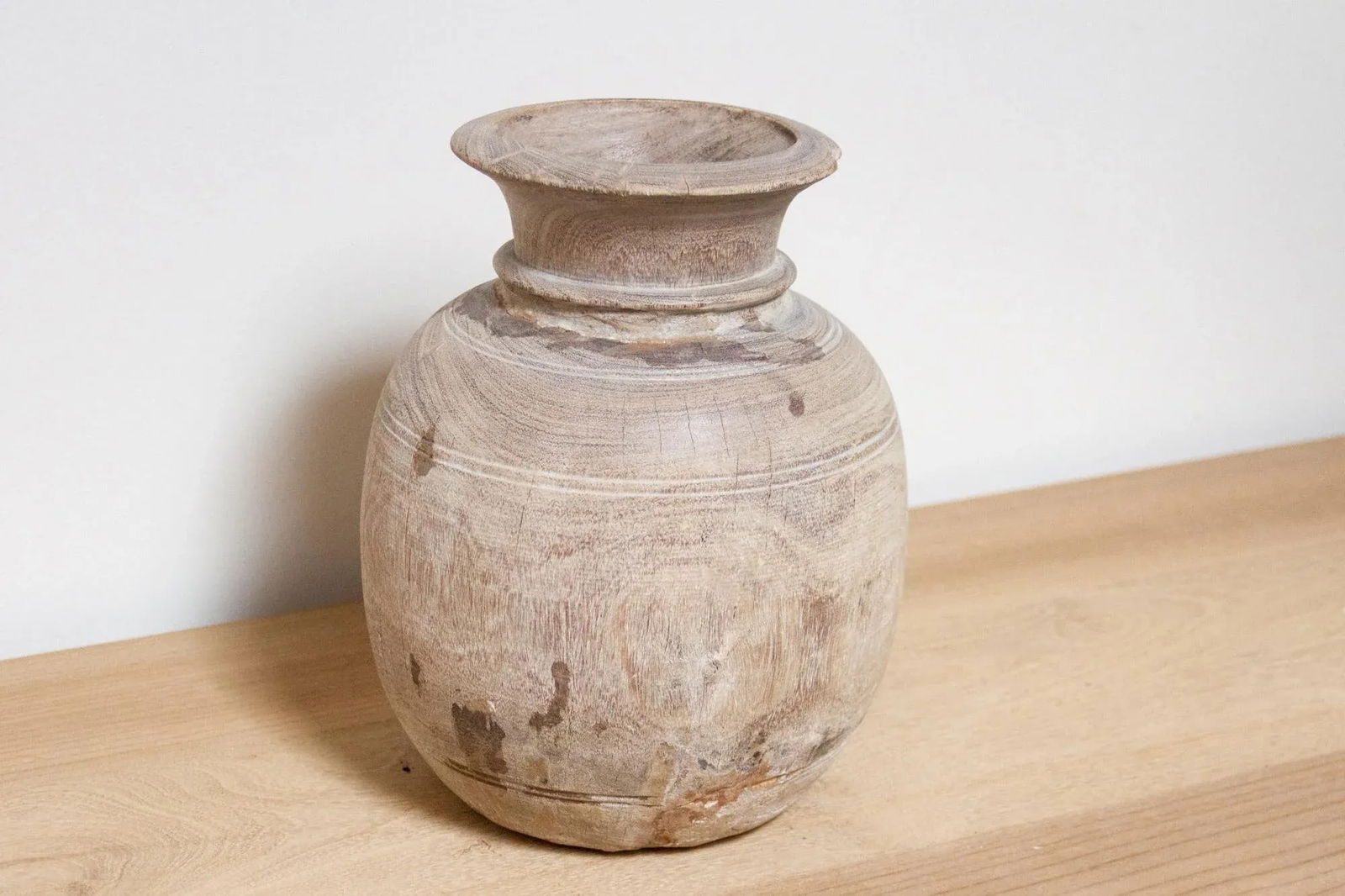 Primitive Bleached Water Pot-Kaman - 4