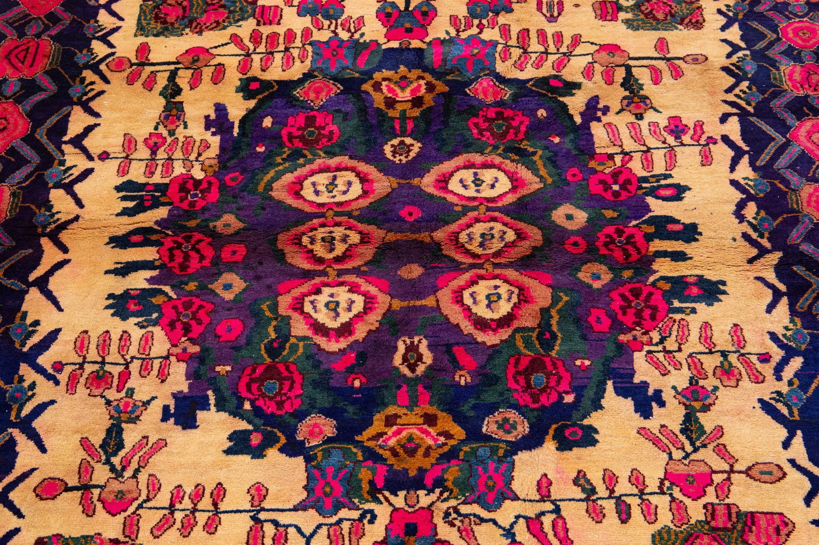 1960s Vintage Bidjar Persian Wool Rug With Purple and Pink Rosette Motif - 7
