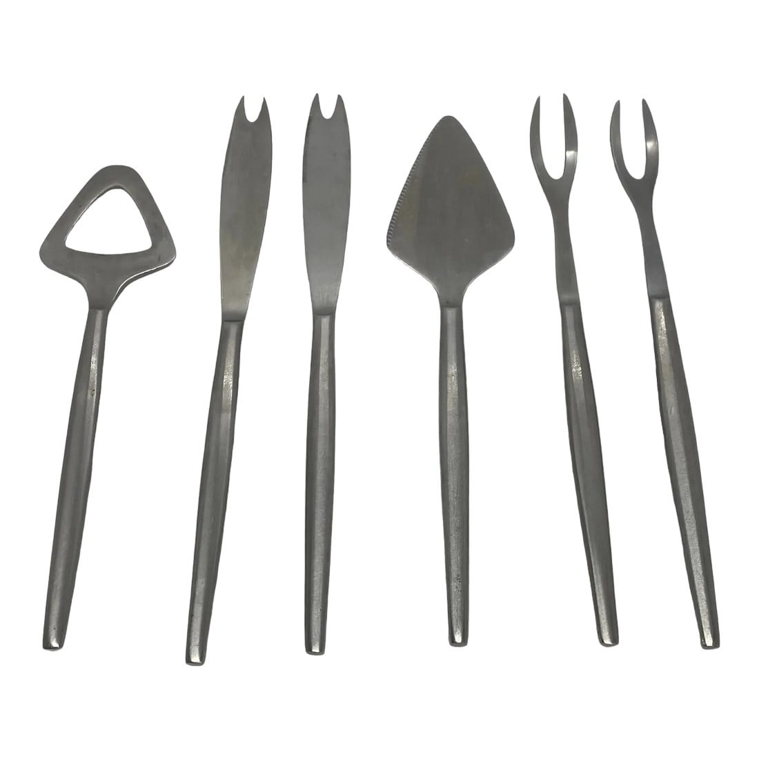 1960's Mid-Century Modern Kalmar Italy 6 Piece Stainless Bar Set: This vintage Midcentury Modern 6 piece stainless steel set of barware utensils is by Kalmar from Italy. It was made in the 1960's. The Bar Set is non-tarnishable stainless steel and marked Kalmar