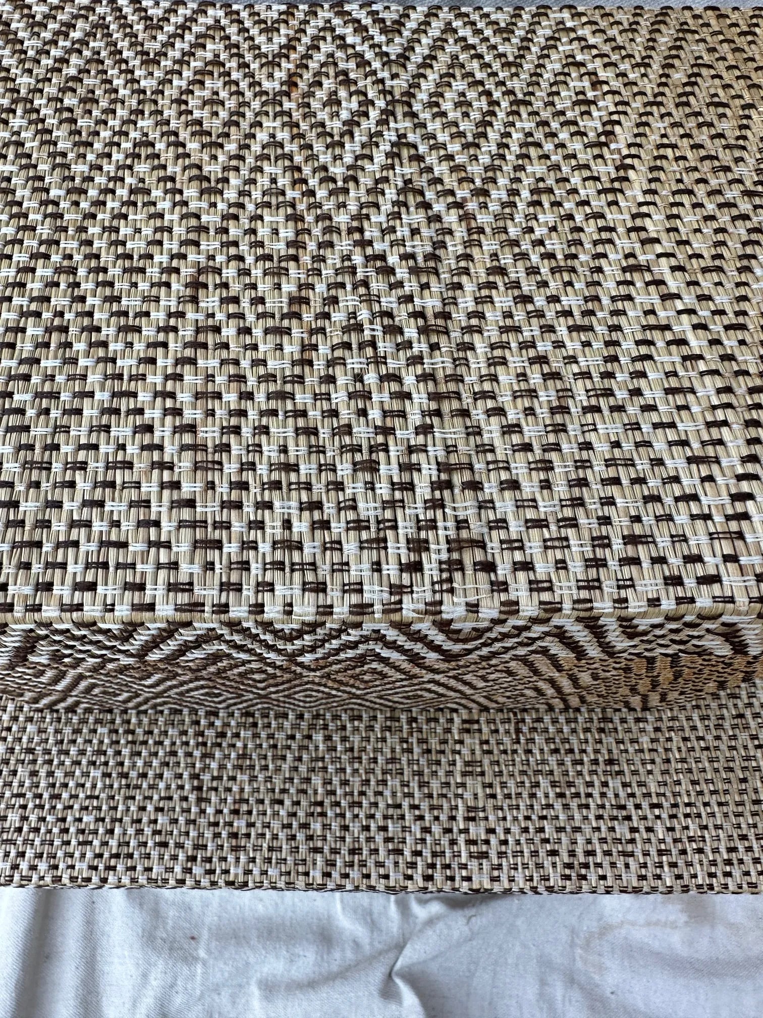 Pair of Woven Straw Nesting Boxes - 5