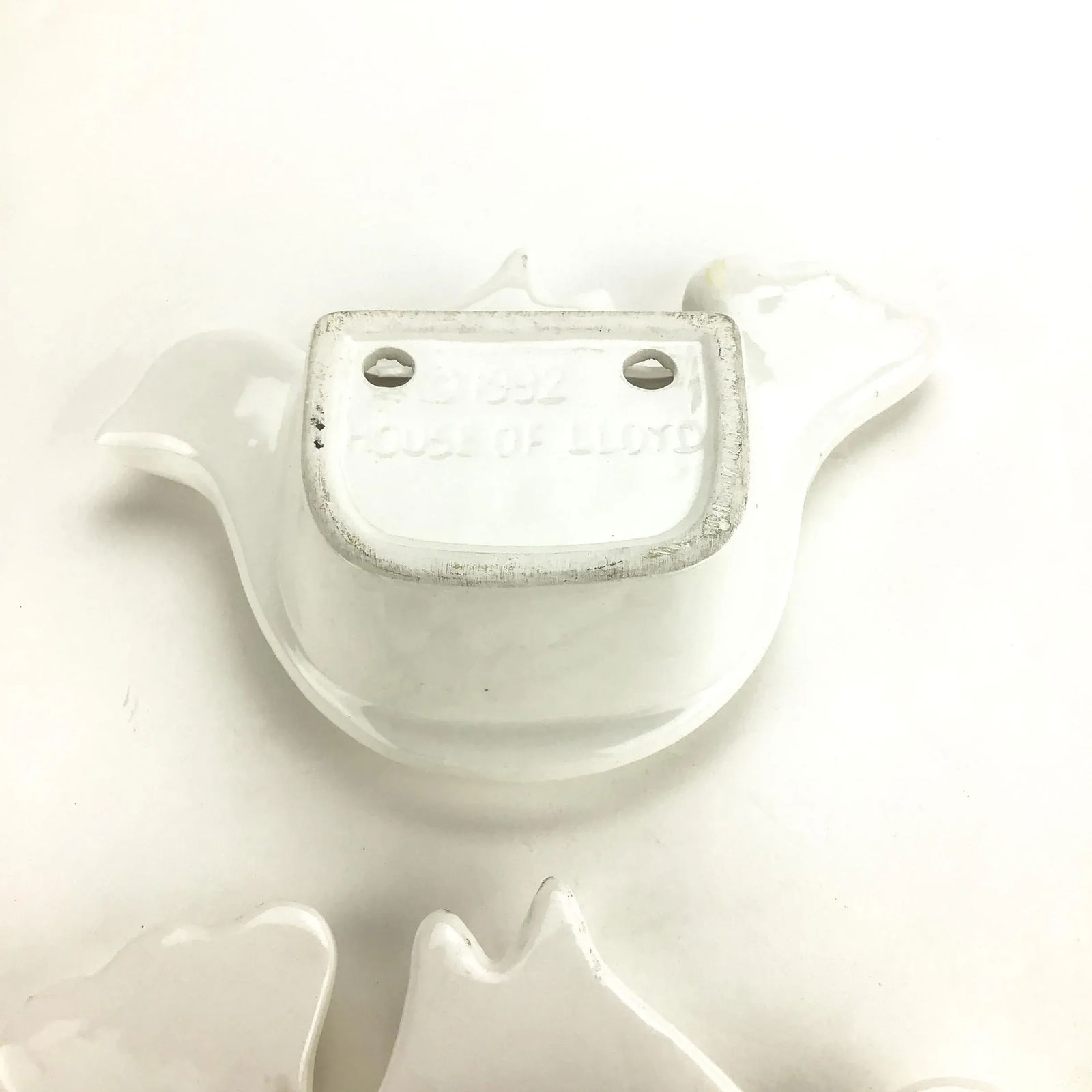 White Ceramic Vintage Wall Dove Planters a Pair - 5