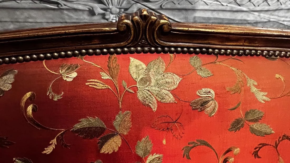 1990s Custom-Made Vintage French Suede and Fabric Carved Settee - 8