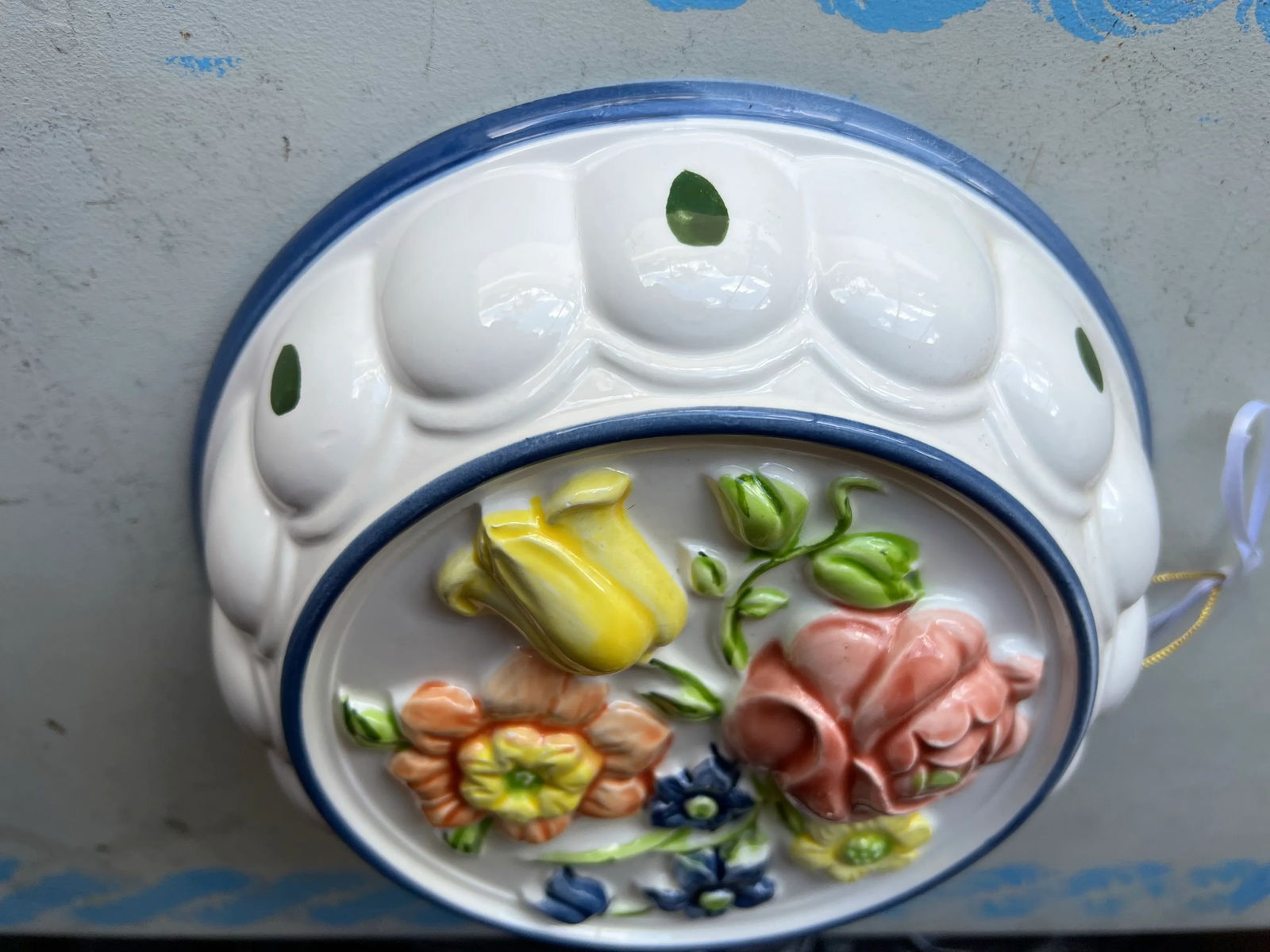 Vintage Ceramic Mold Floral Wall Decor - 5