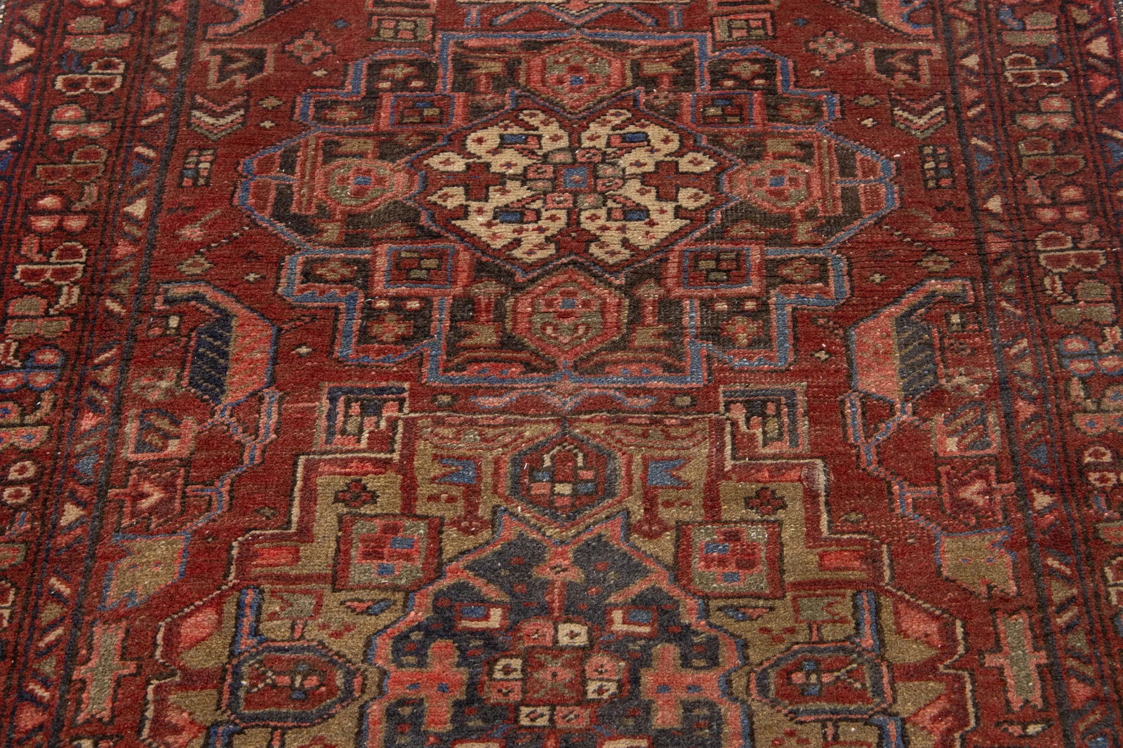 Red Persian Heriz Wool Runner With Medallion Motif - 4