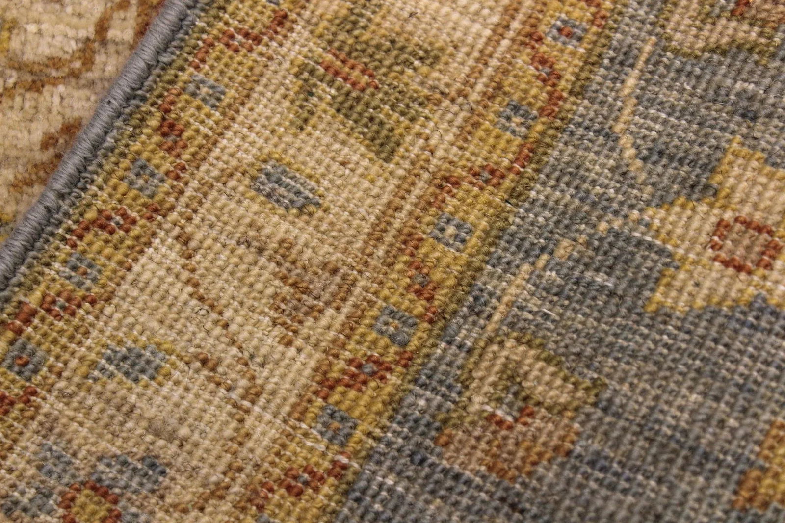 1990s Oriental Ziegler Grey Red Hand-Knotted Wool Rug - 2'0'' X 2'11'' - 8