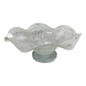 Vintage Cloud Ruffle Bowl