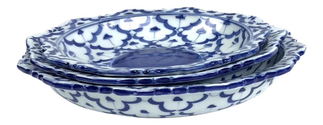 Vintage Japanese Nesting Plates - Set of 3: 3 Pretty porcelain plates in the traditional blue and white pattern for happiness. In perfect condition with no issues. Measurements are of the larger size. Condition: Alterations: Original Condition