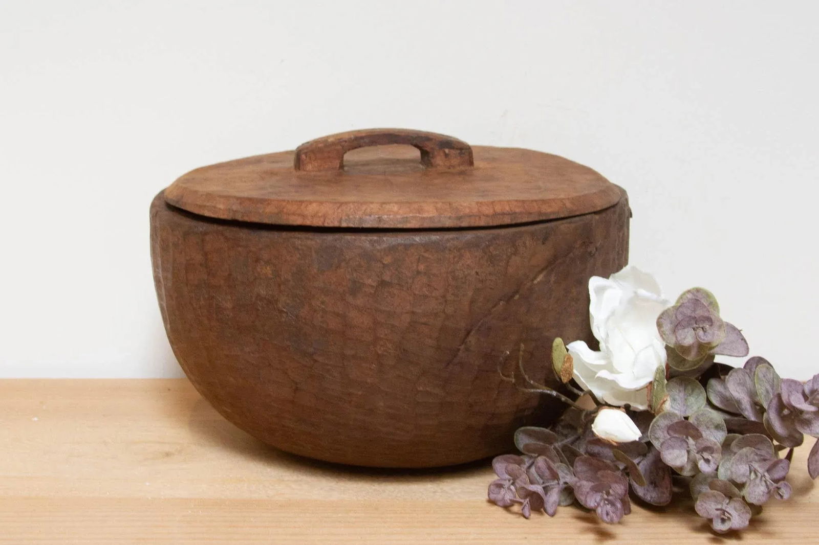 Large Vintage Naga Lidded Bowl - 8