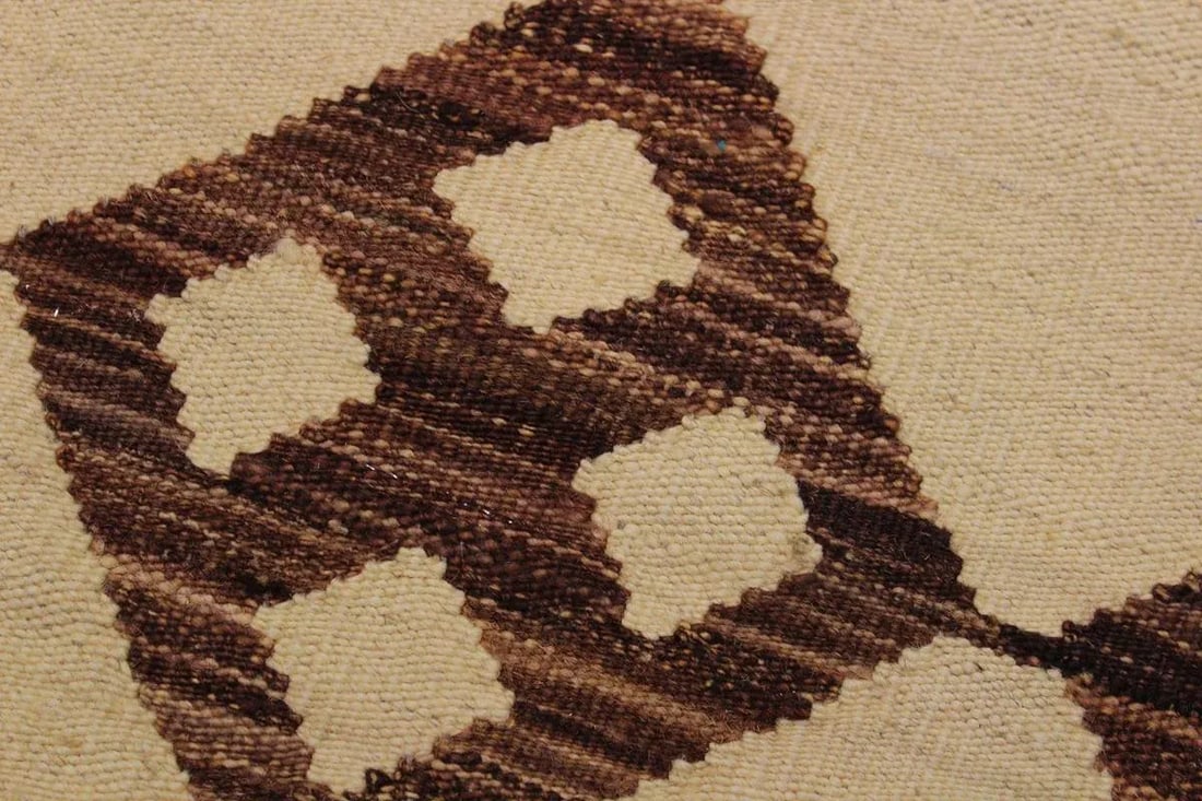 Contemporary Ivory/Brown Hand-Woven Kilim Wool Rug - 5'11 X 8'4 - 4