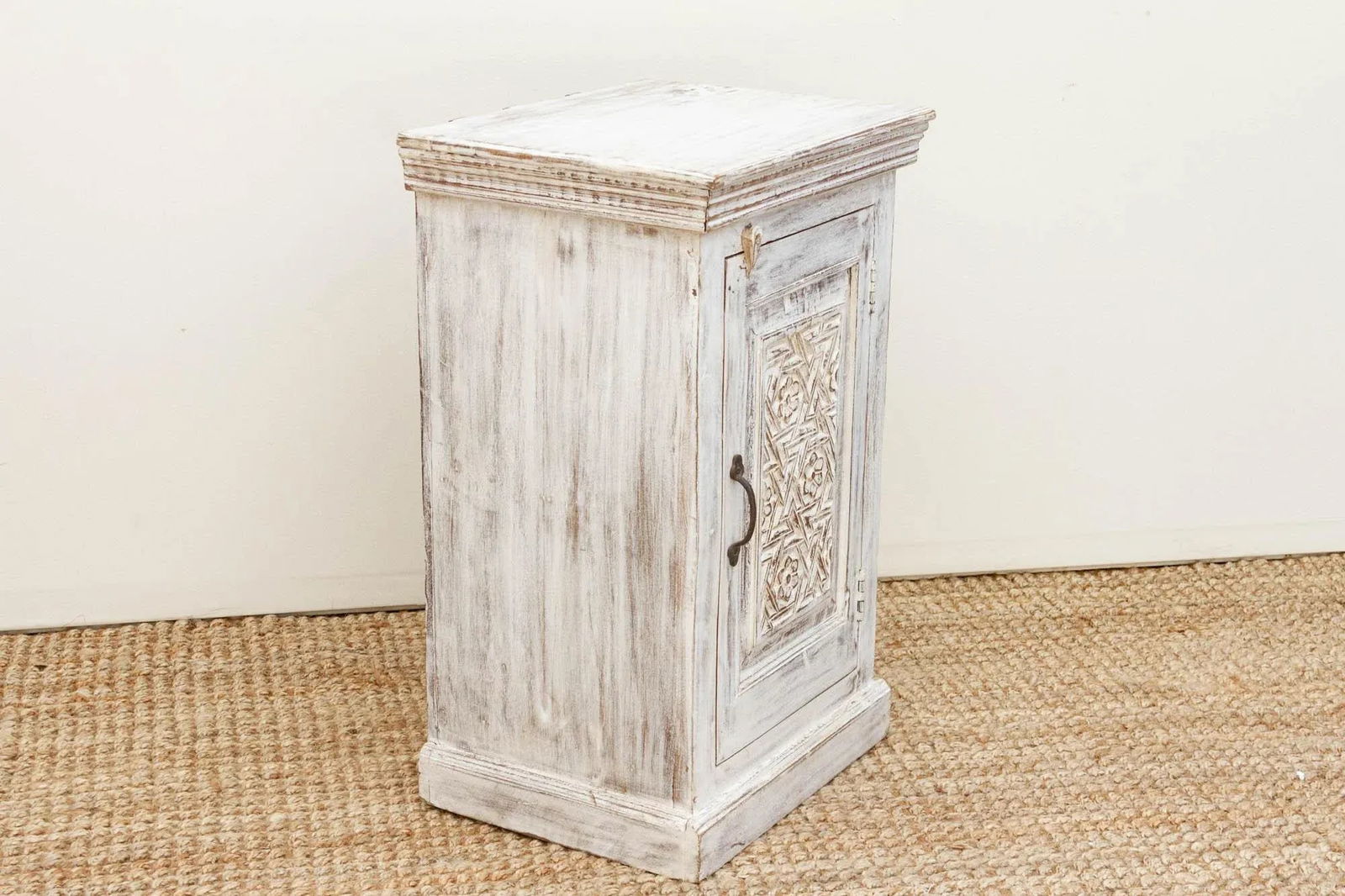 Whitewash Moorish Star Slim Cabinet - 7