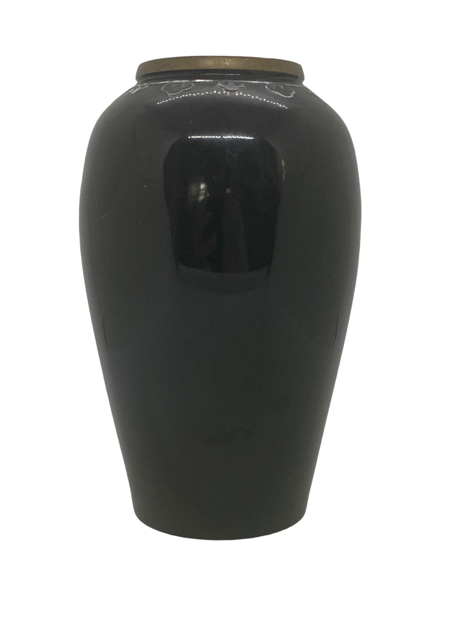 1970's Peacock Design Black Vase Mother of Pearl Abalone Mosaic Enamel Over Brass - 4