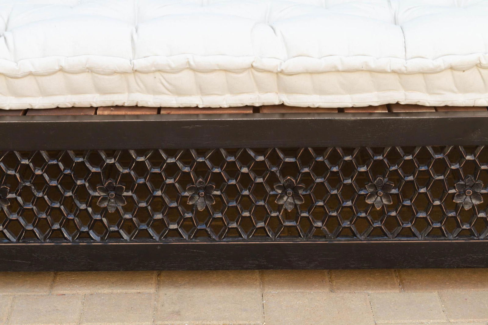 8 Ft Long Onyx Floral Carved Daybed - 8