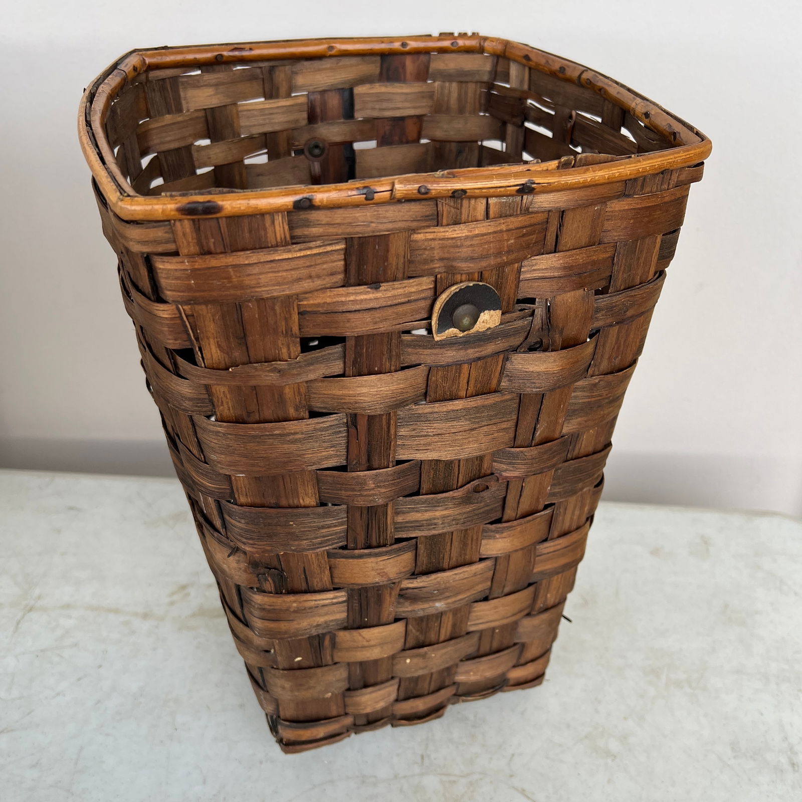 Mid 20th Century Vintage Mid Century Woven Basket From Hong Kong - 4