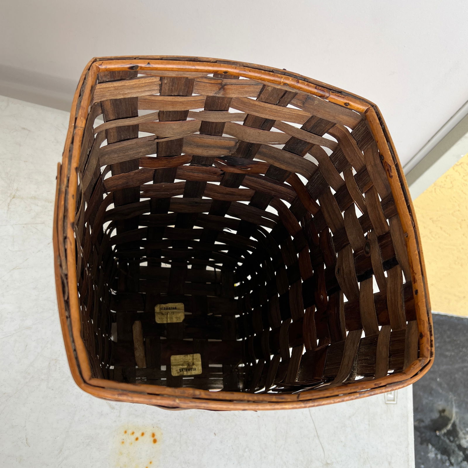 Mid 20th Century Vintage Mid Century Woven Basket From Hong Kong - 5