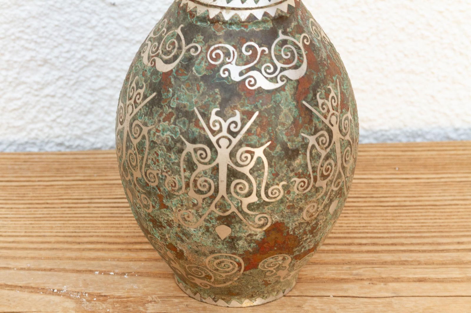 Antique Chinese Patinated Bronze Vase - 5