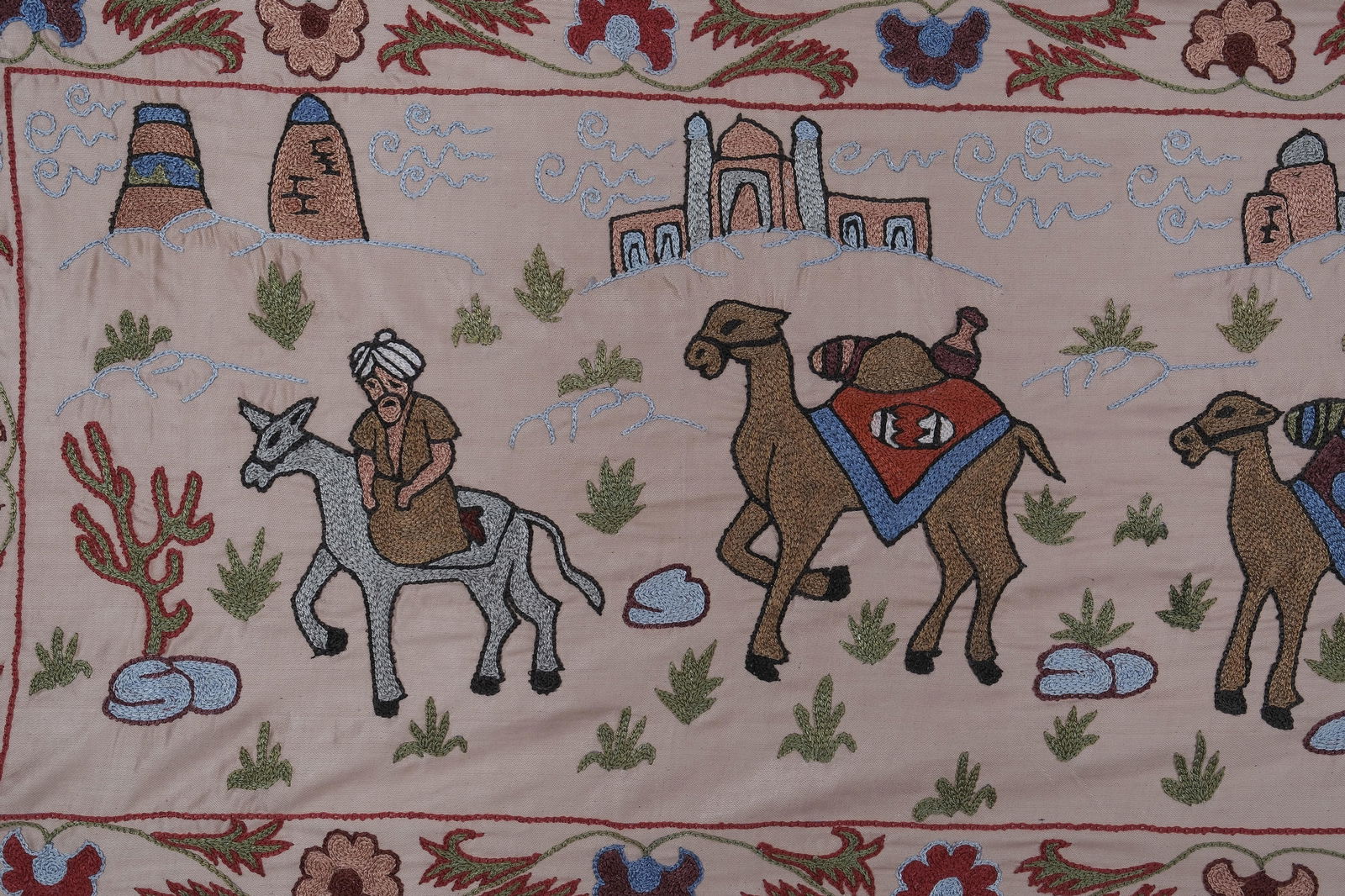 Tashkent Suzani Animal Silk Tablecloth Case Made From a 19th Century Textile - 6