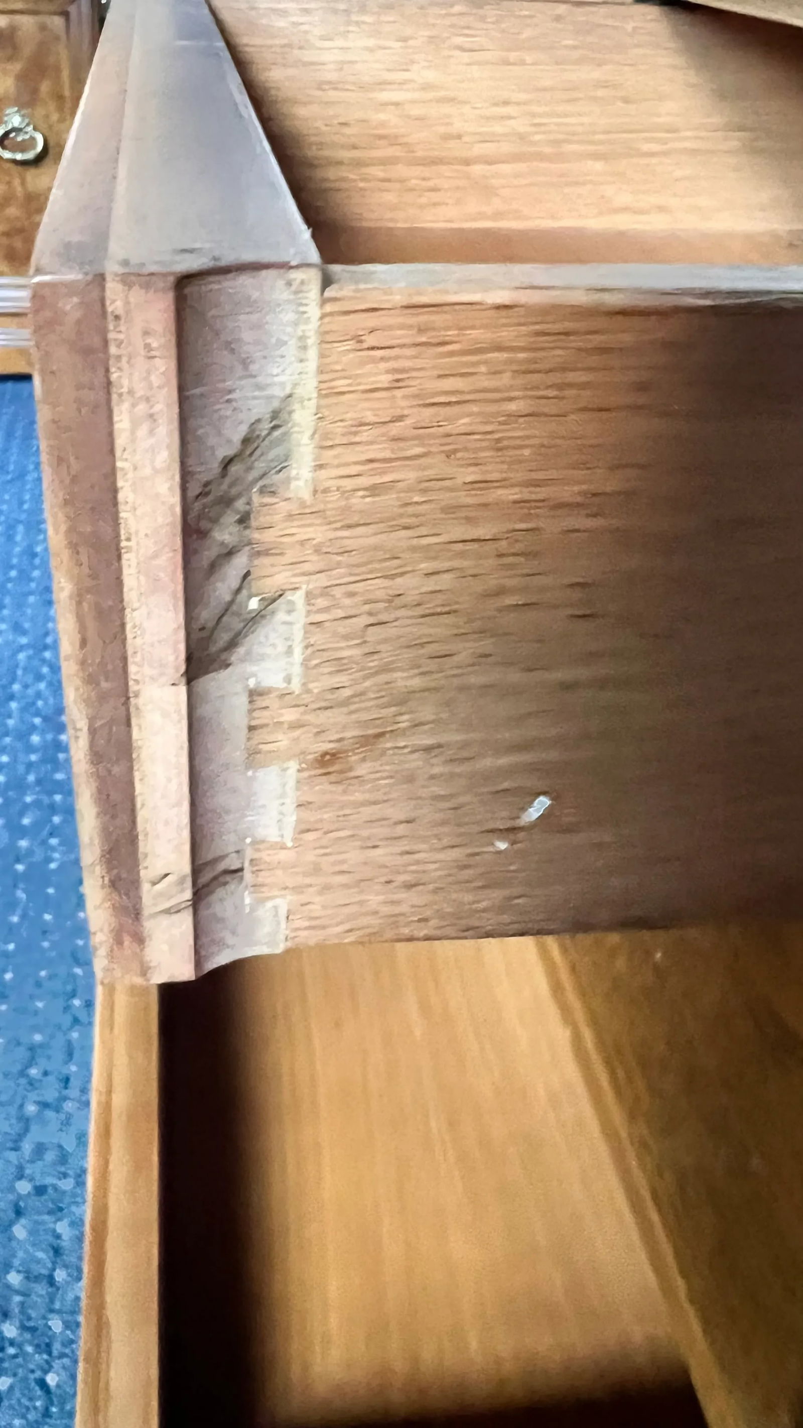 1960s Baker Milling Road Walnut Hollywood Regency Server Rolling Bar Cart Table - 2