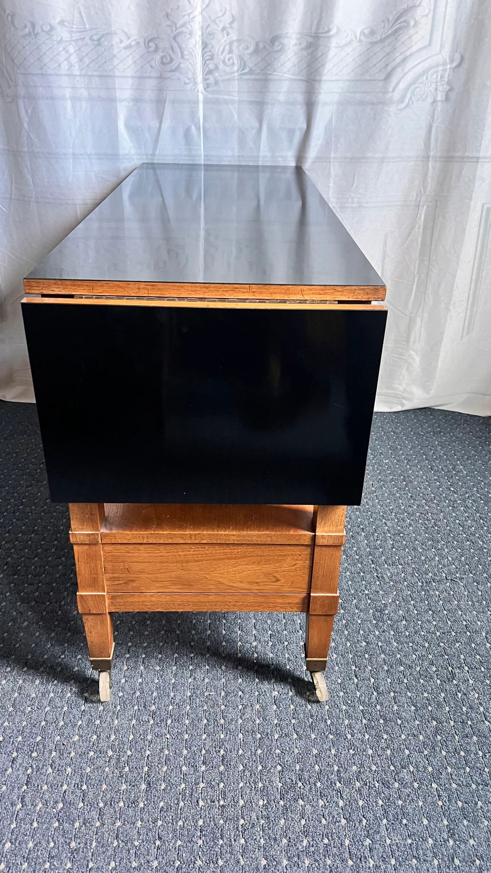 1960s Baker Milling Road Walnut Hollywood Regency Server Rolling Bar Cart Table - 8