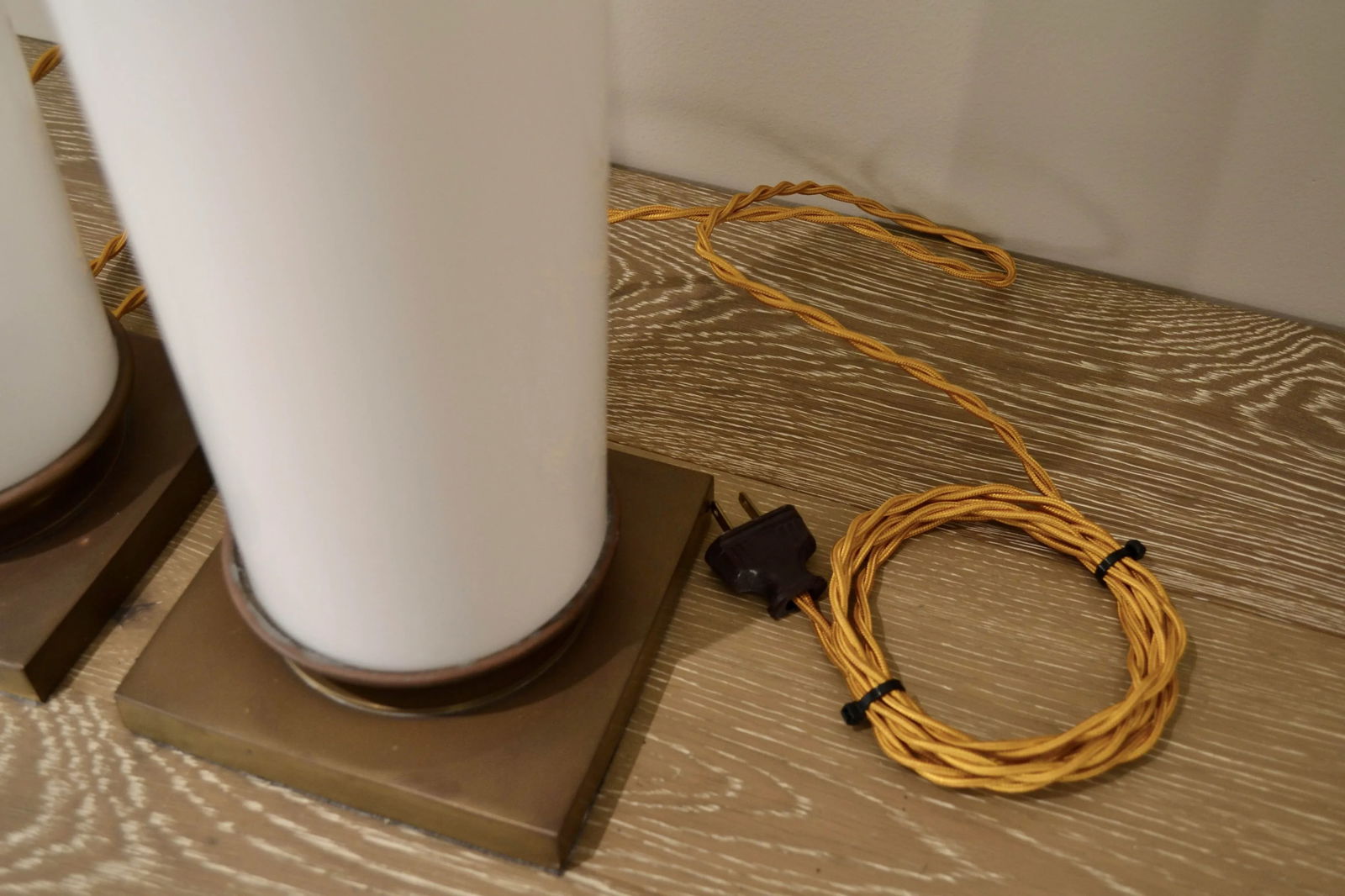 Visual Comfort Fiona Table Lamp by Thomas O'Brien - a Pair - 4